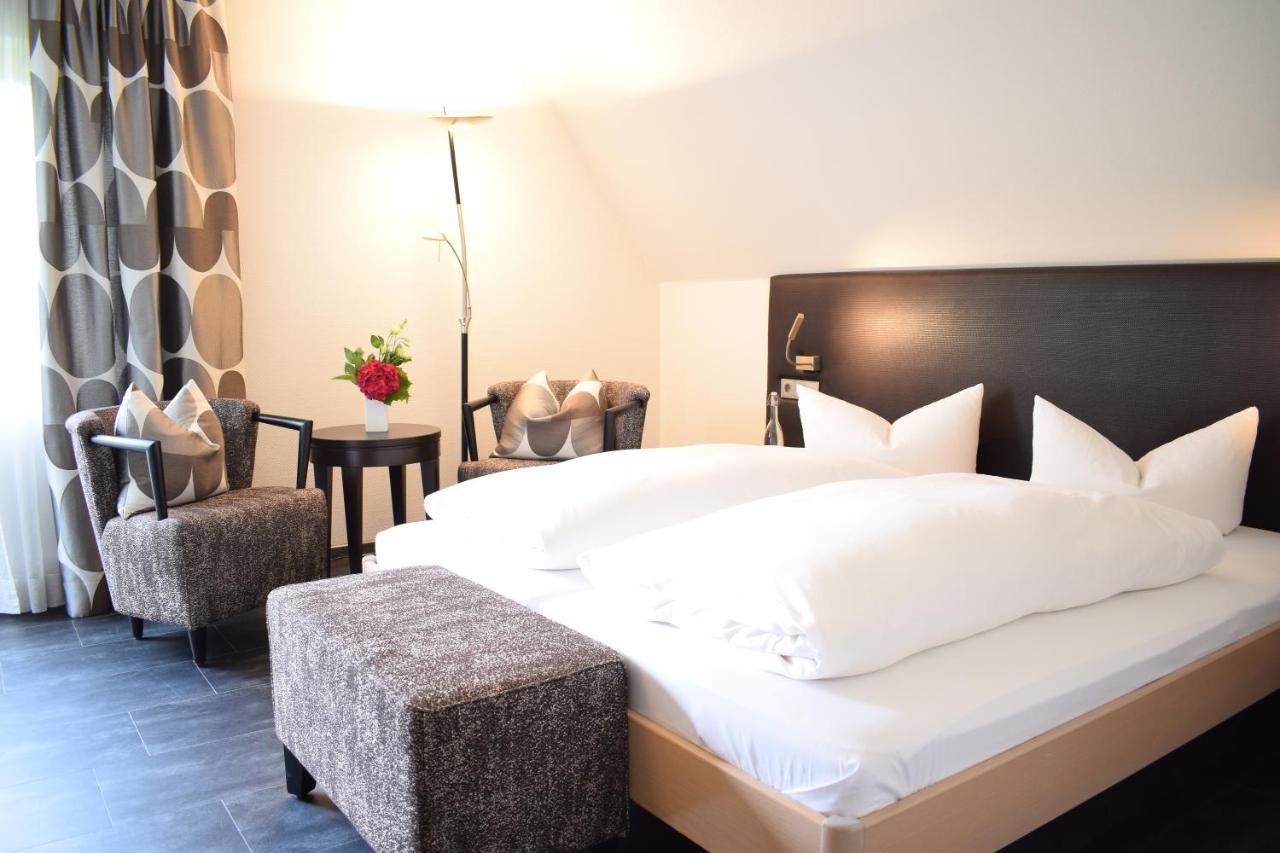 Castell Hotel & Restaurant Leinsweiler Bagian luar foto