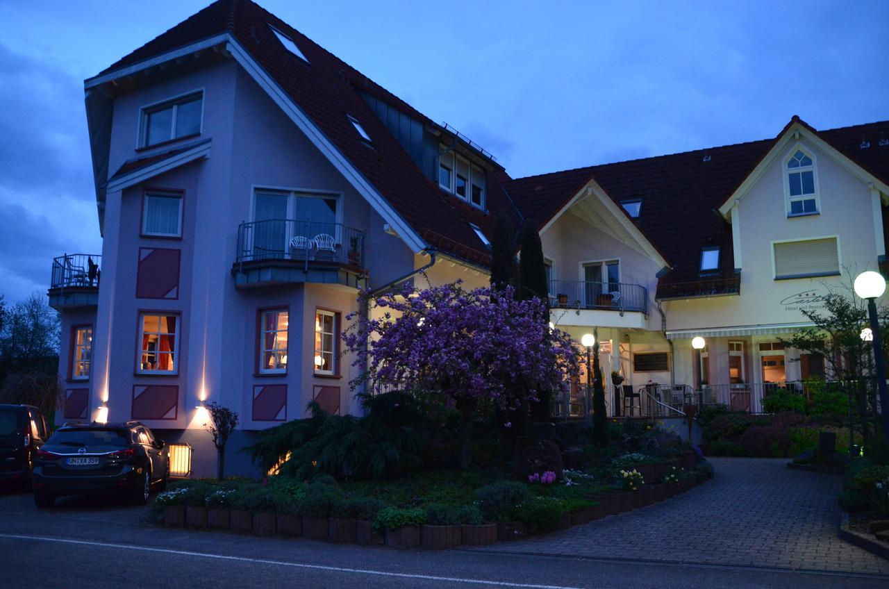 Castell Hotel & Restaurant Leinsweiler Bagian luar foto