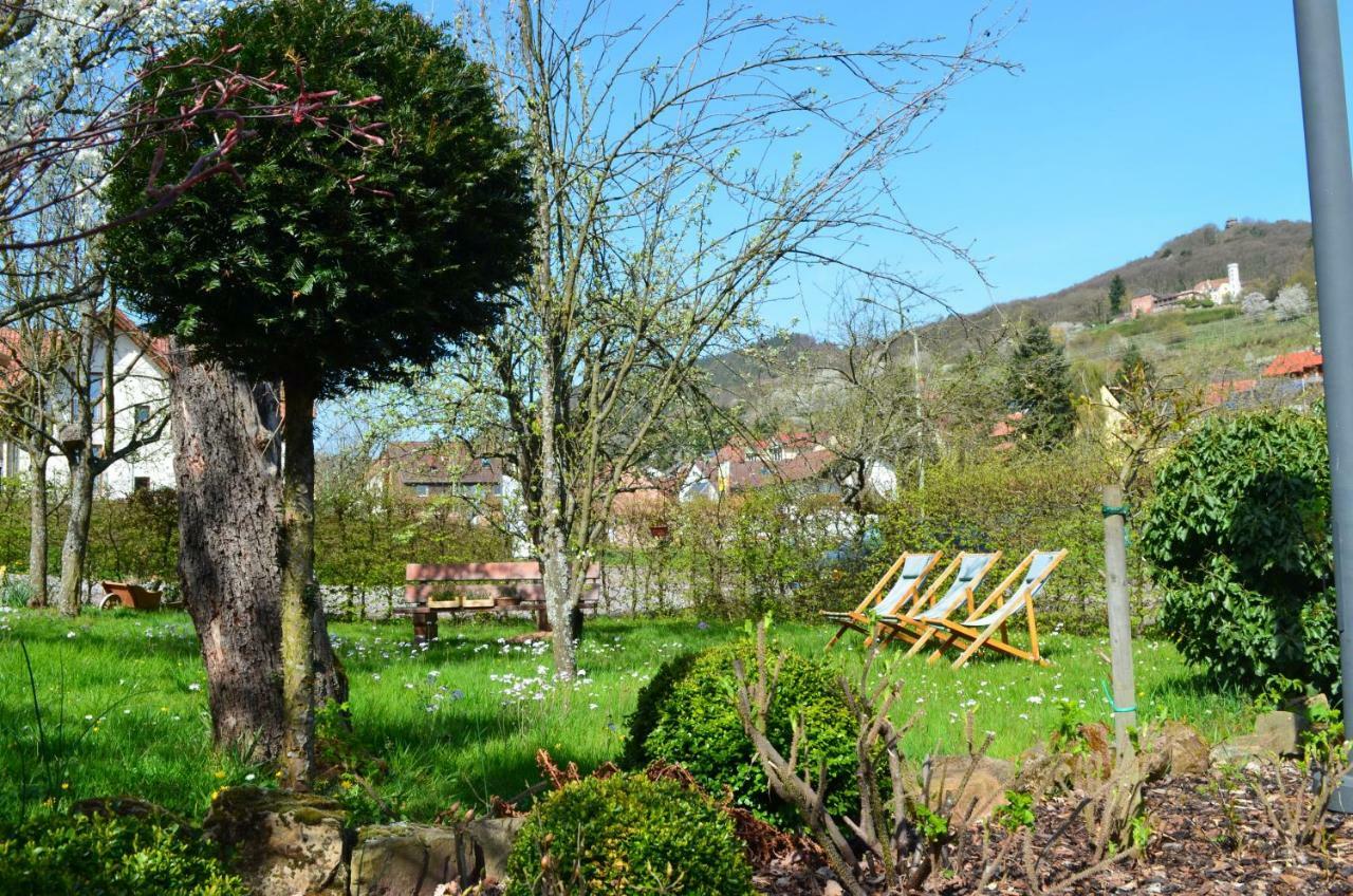 Castell Hotel & Restaurant Leinsweiler Bagian luar foto